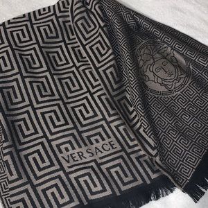 VERSACE SCARF